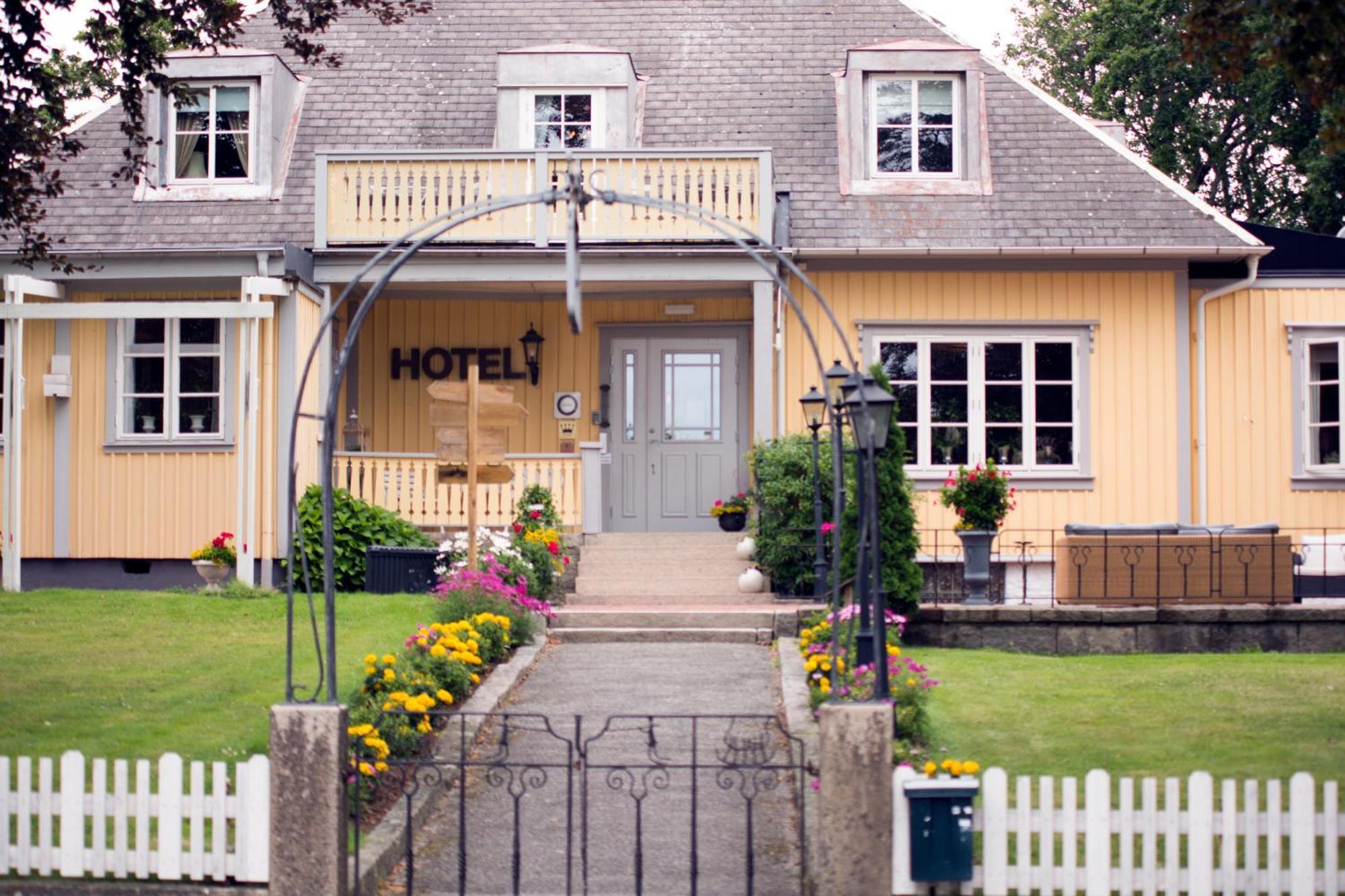 Hotel Tanum Gestgifveri Tanumshede Ngoại thất bức ảnh