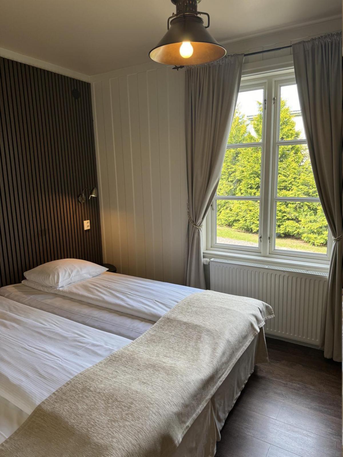 Hotel Tanum Gestgifveri Tanumshede Ngoại thất bức ảnh